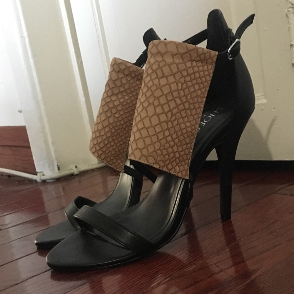 Shoe Cult by Nasty Gal Strappy Faux Snake Skin